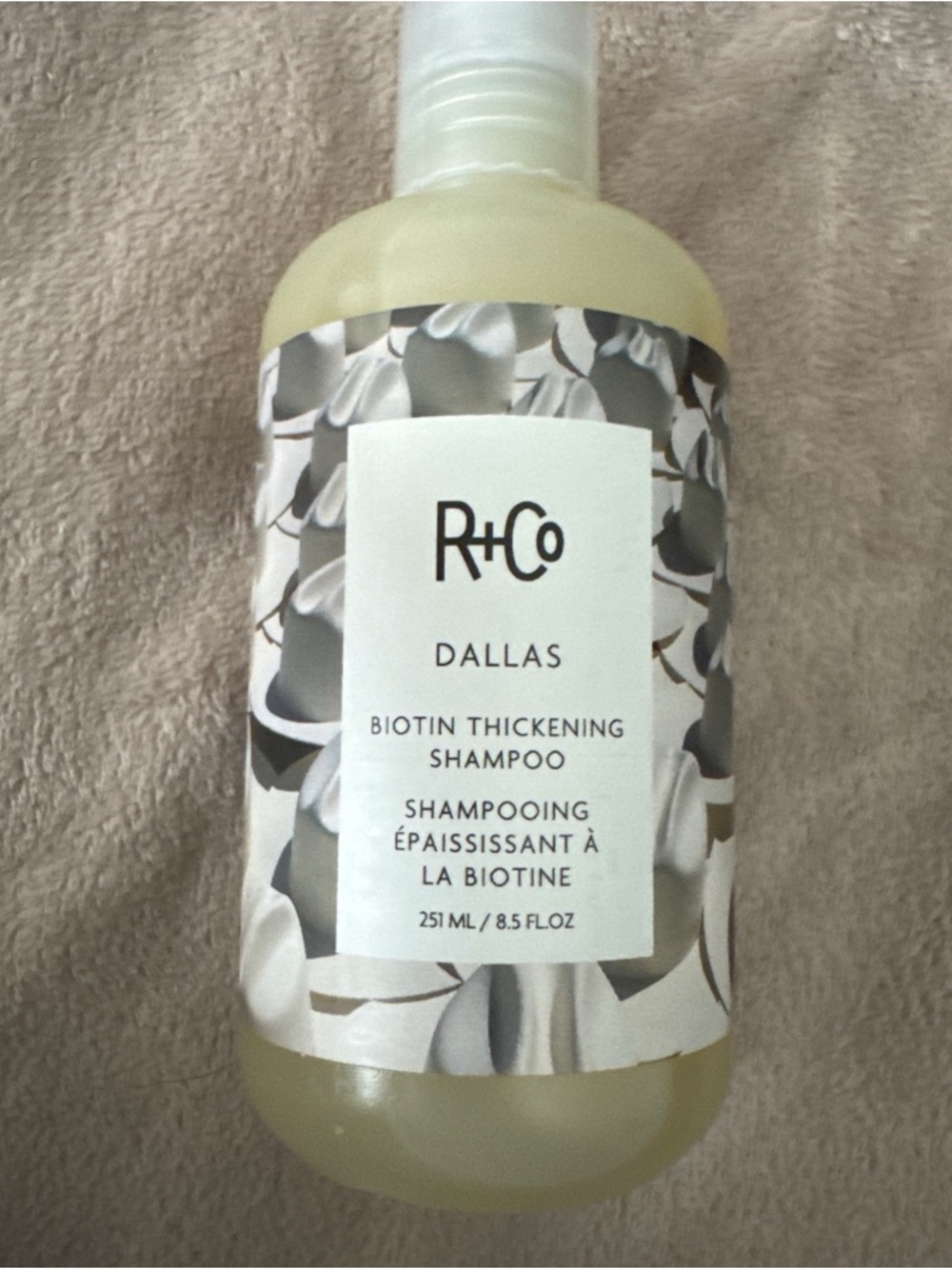 R+Co Dallas Biotin Thickening Shampoo - Pale Yellow & White Label